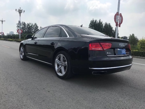 13年奥迪A8L