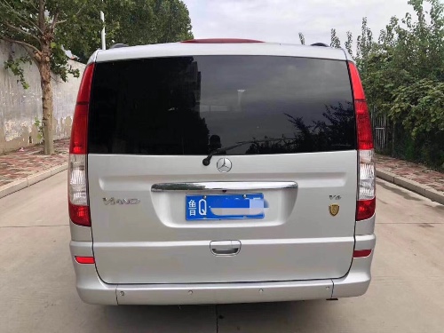 10年奔驰唯雅诺