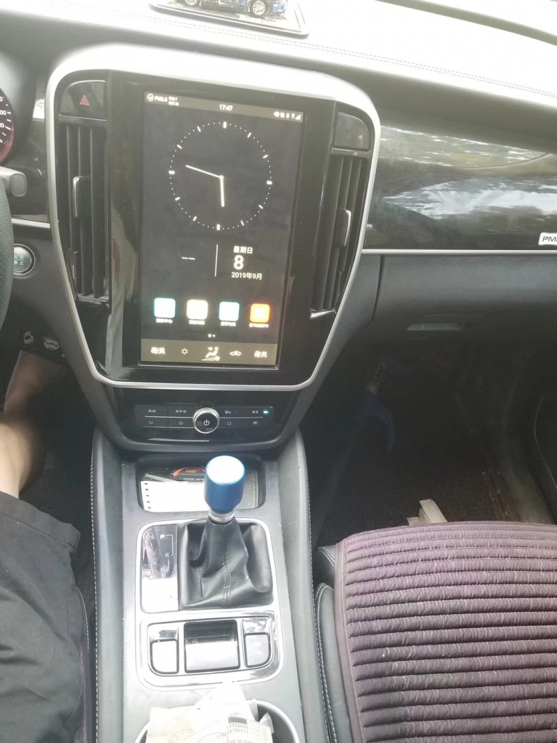 18年比亚迪宋MAX