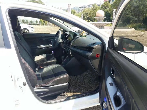 15年丰田YARiS L 致炫