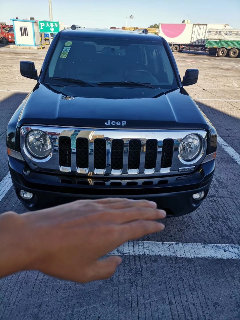 14年Jeep自由客