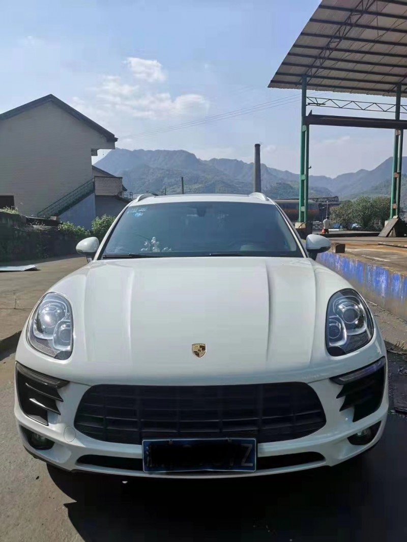 15年保时捷Macan