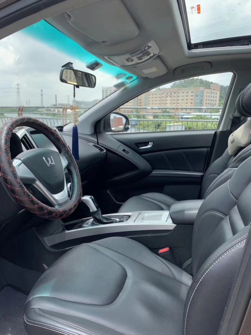 17年纳智捷U6 TURBO