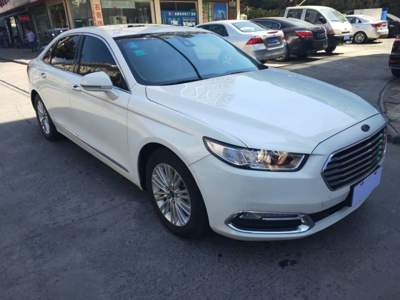 16年福特金牛座