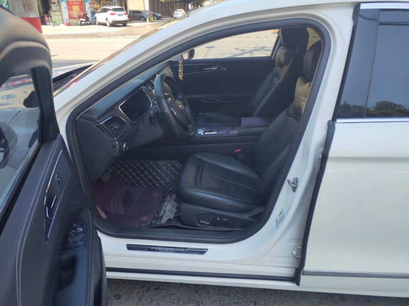 16年福特金牛座