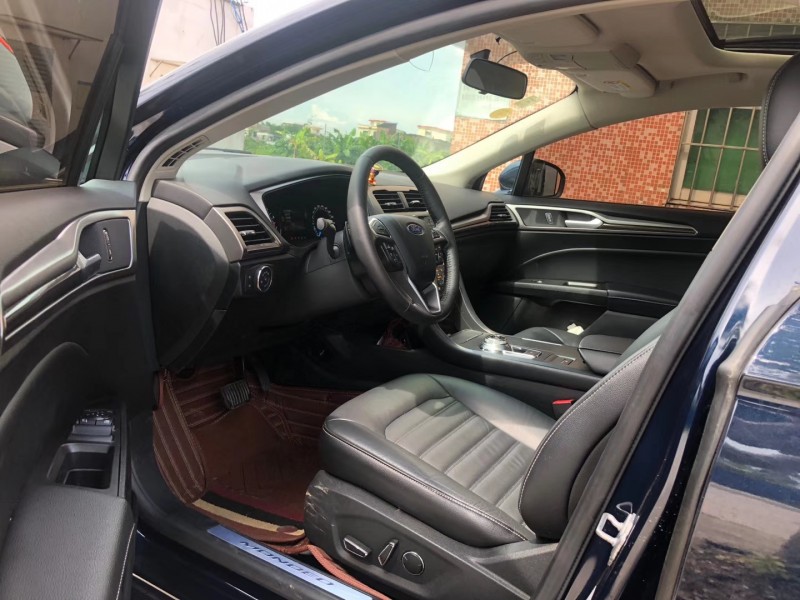 18年福特蒙迪欧