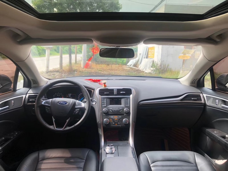 18年福特蒙迪欧