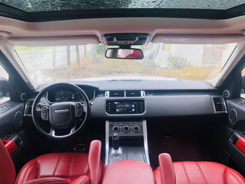 16年路虎揽胜运动