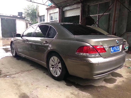 07年宝马7系