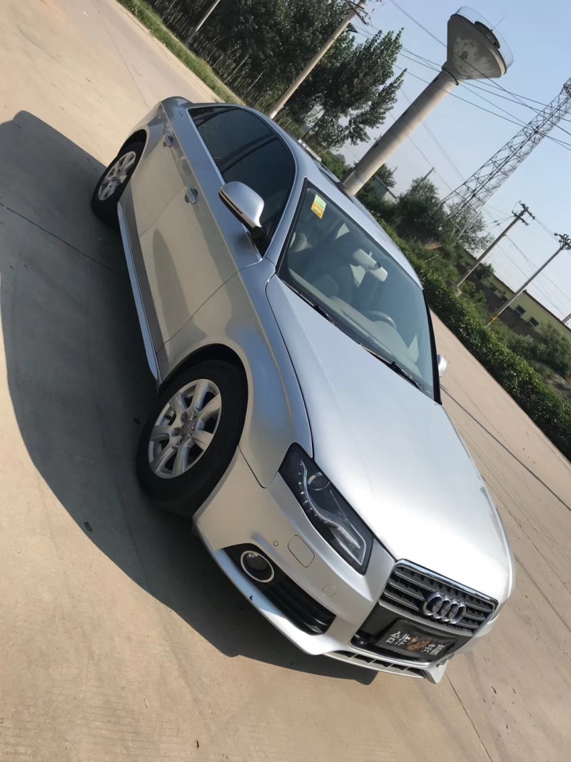 12年奥迪A4L