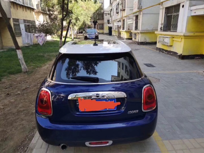 16年宝马MINI