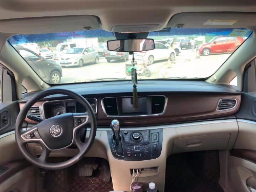 18年别克别克GL8