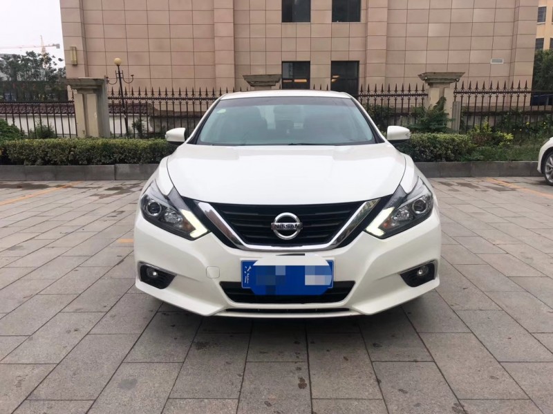 17年日产天籁
