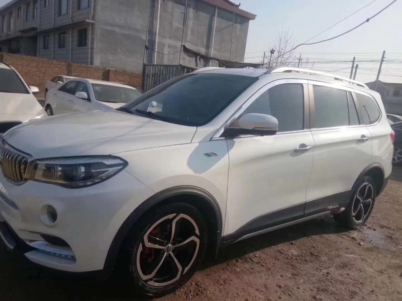 17年SWM斯威汽车X7