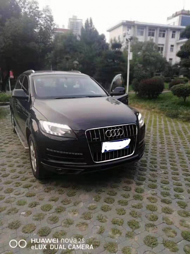 12年奥迪Q7