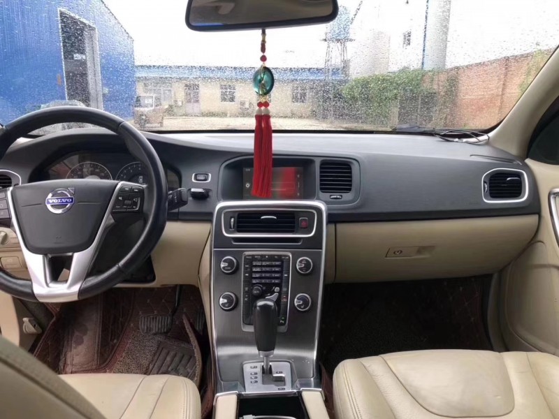 12年沃尔沃S60L
