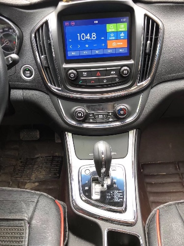 16年宝骏宝骏560