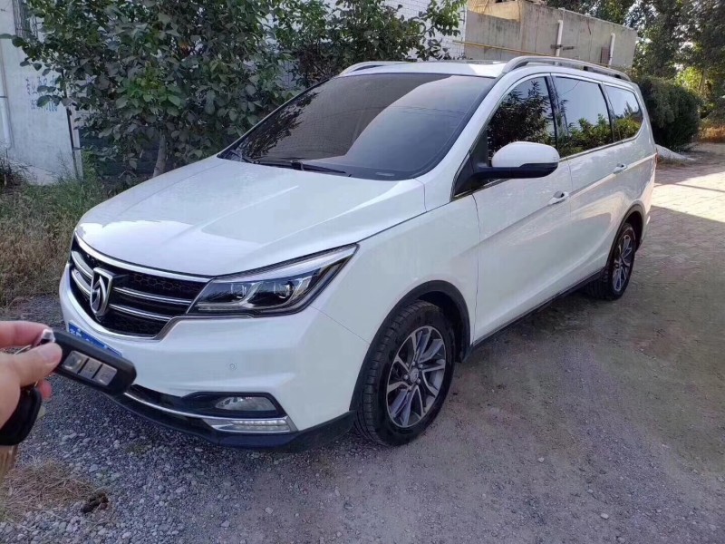 17年宝骏宝骏730