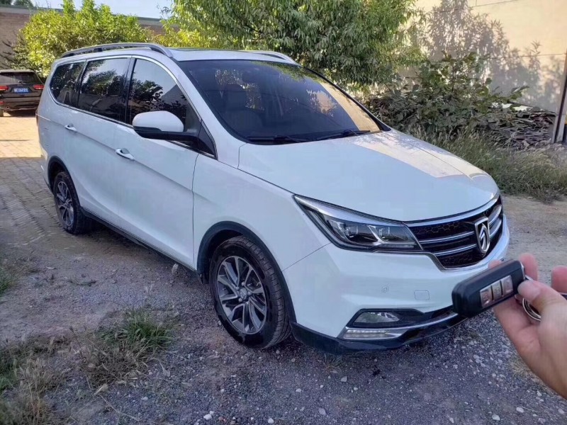 17年宝骏宝骏730