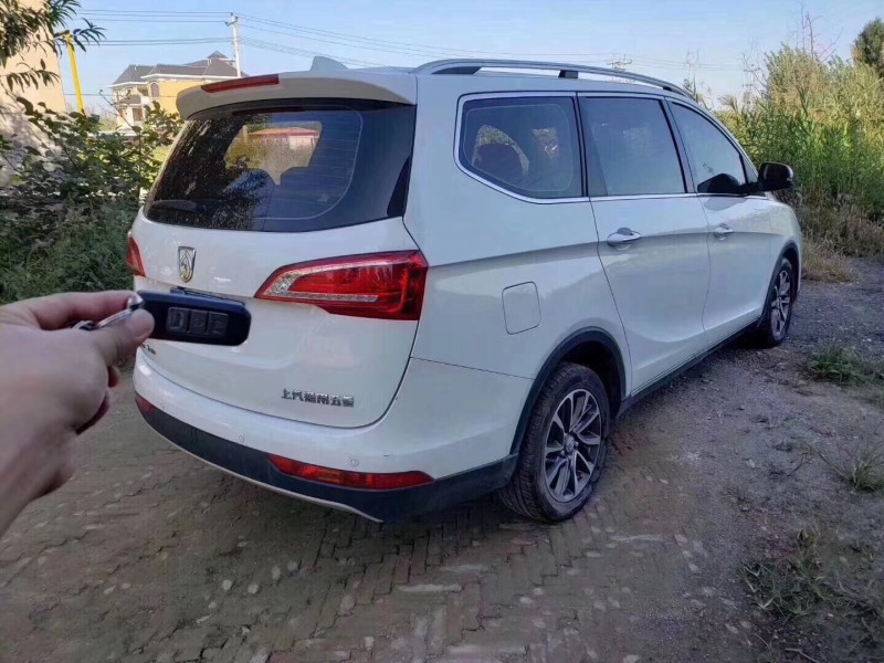 17年宝骏宝骏730