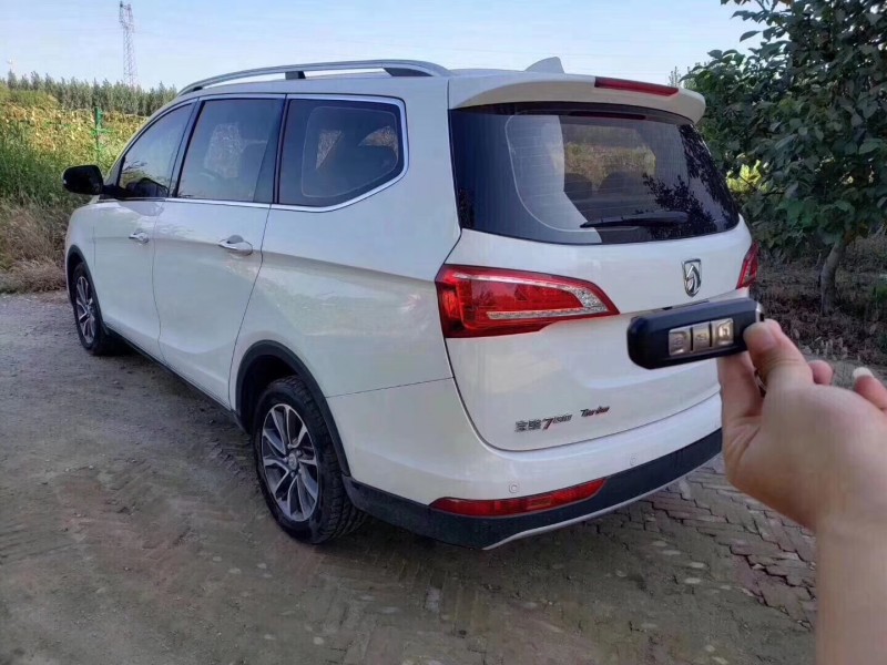 17年宝骏宝骏730