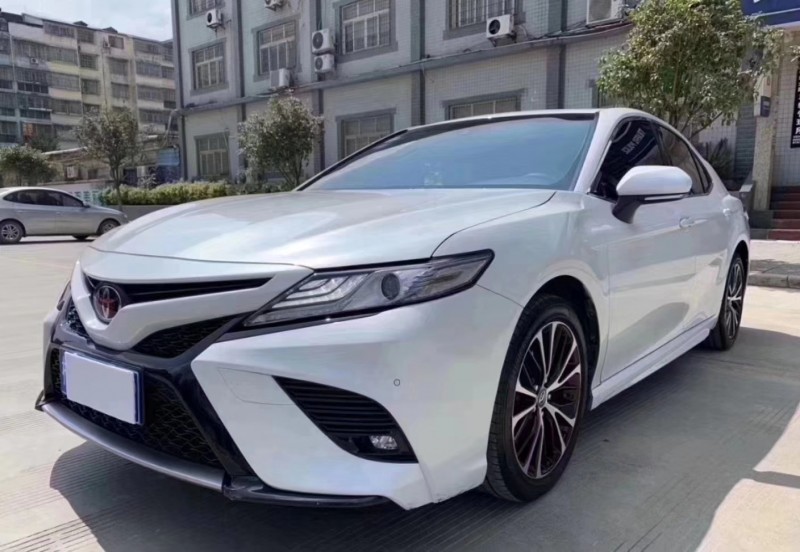 18年丰田凯美瑞