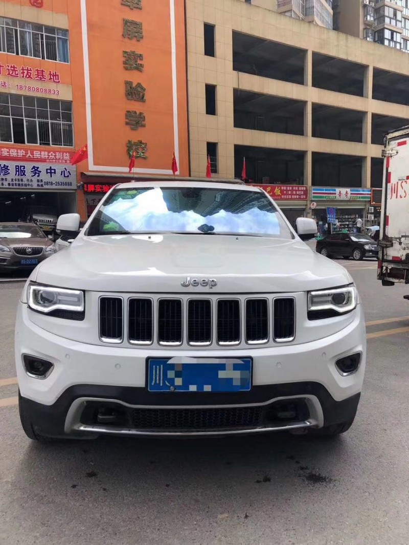 14年Jeep大切诺基