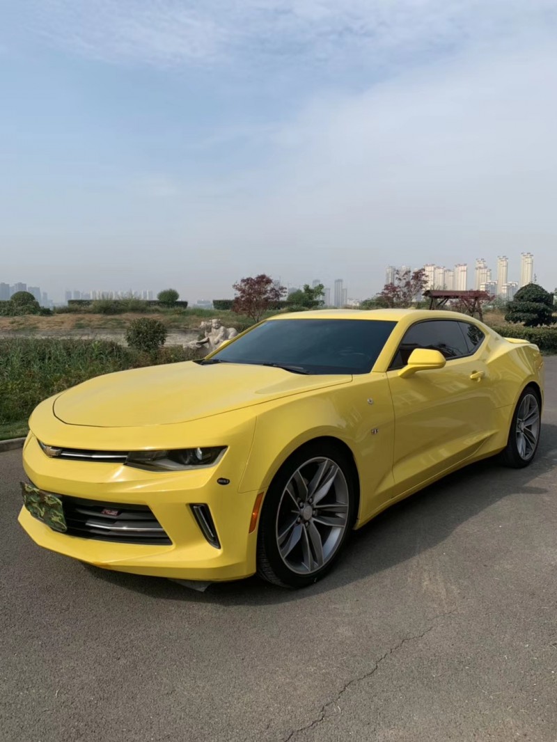 18年雪佛兰科迈罗