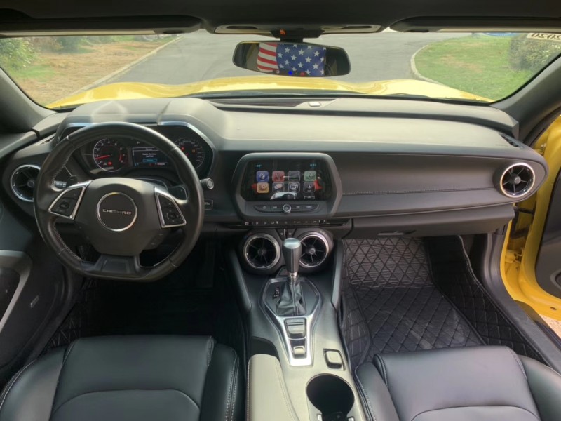 18年雪佛兰科迈罗