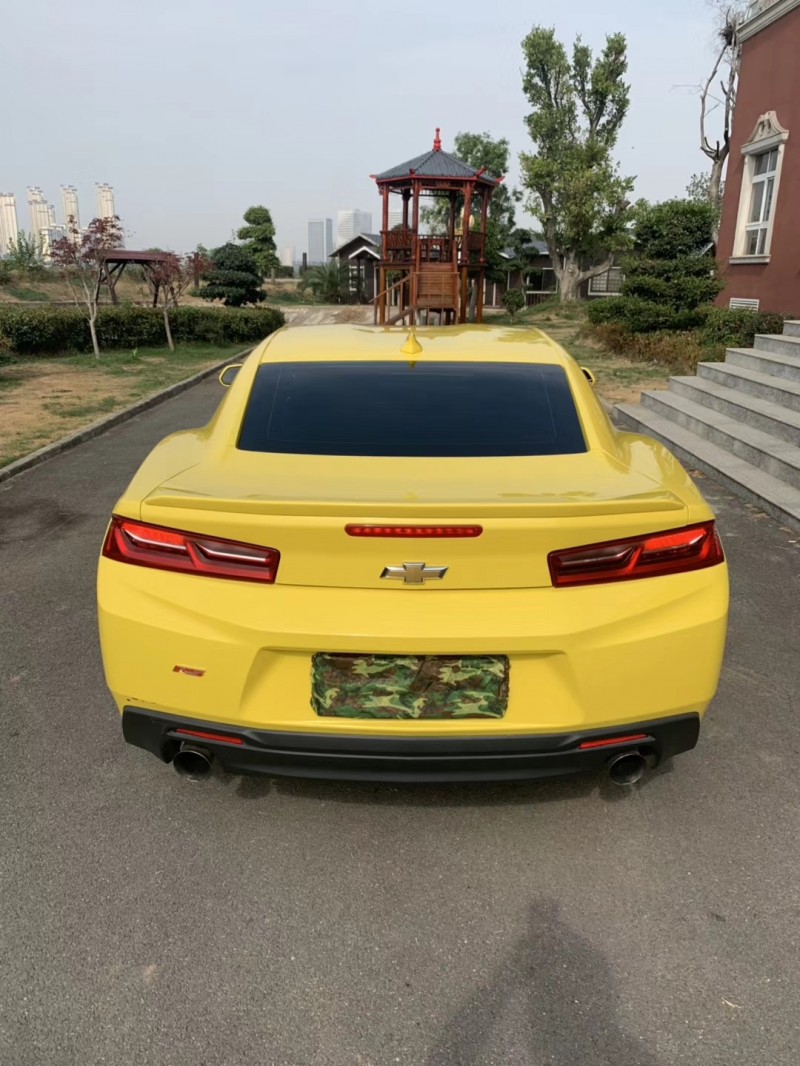 18年雪佛兰科迈罗