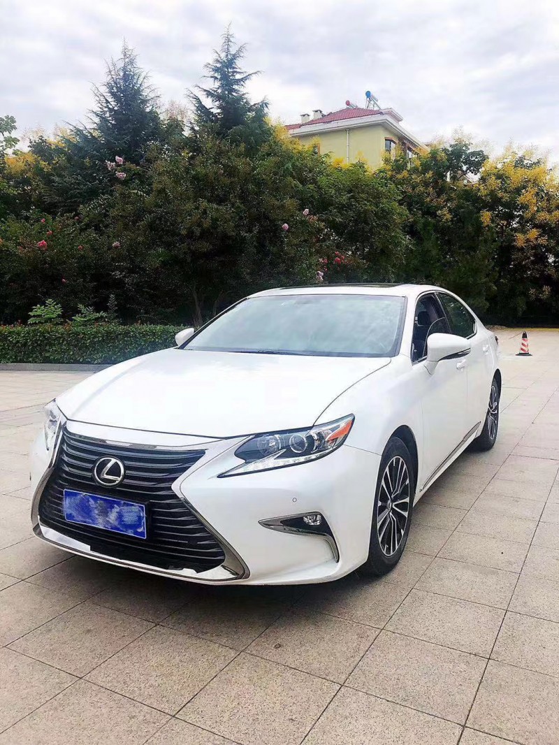 16年雷克萨斯ES