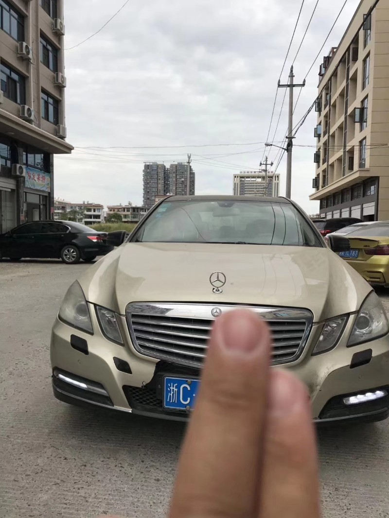 12年奔驰E