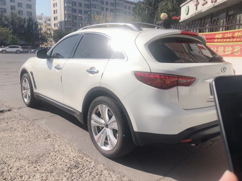13年英菲尼迪FX37