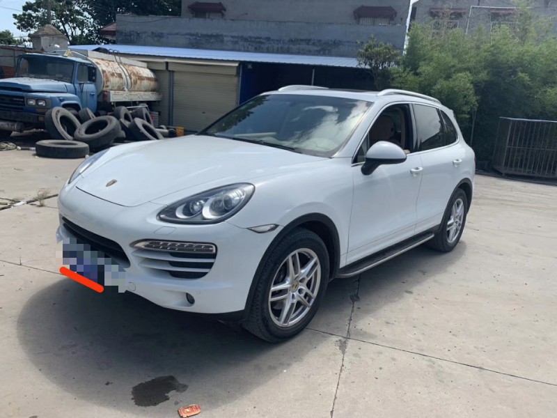 13年保时捷卡宴