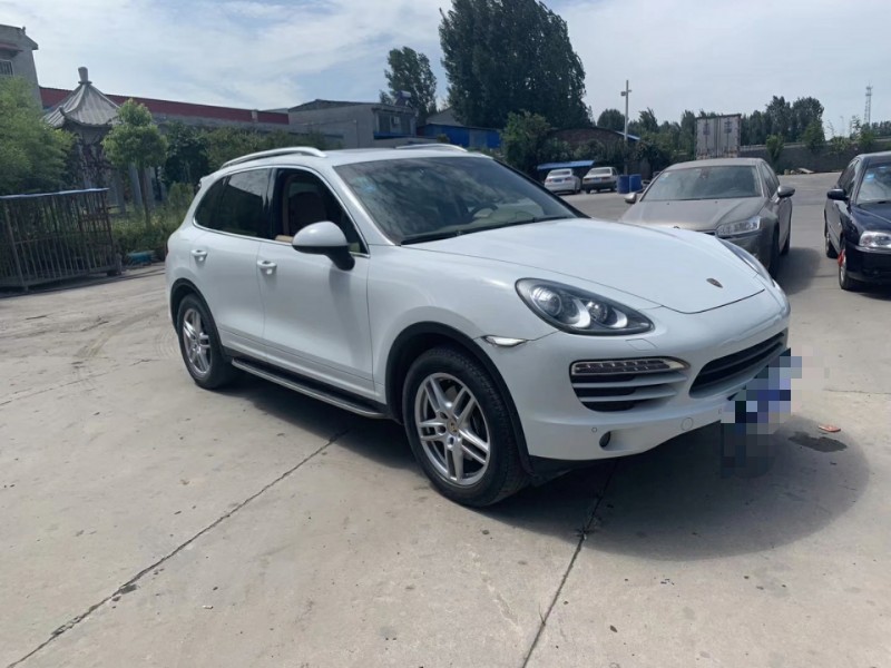 13年保时捷卡宴