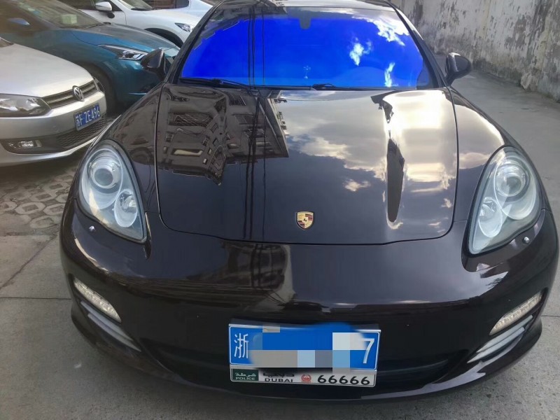 11年保时捷帕拉梅拉