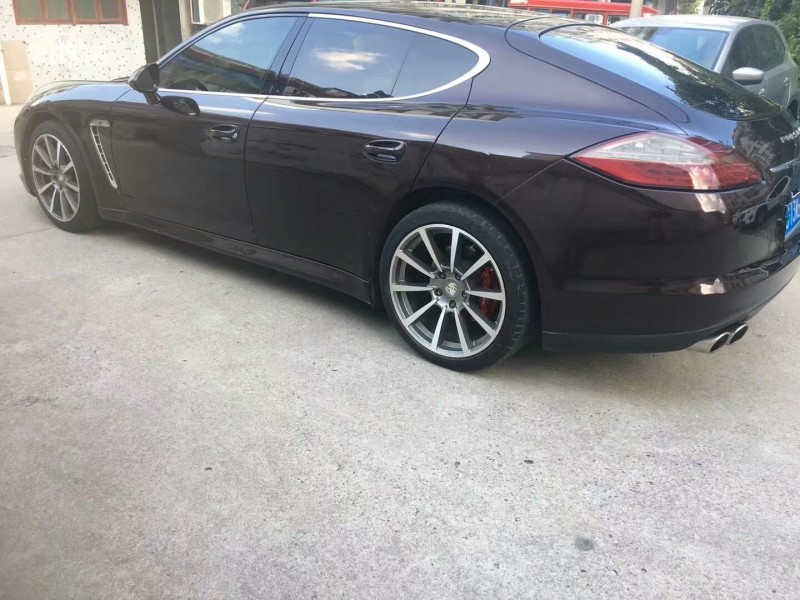 11年保时捷帕拉梅拉