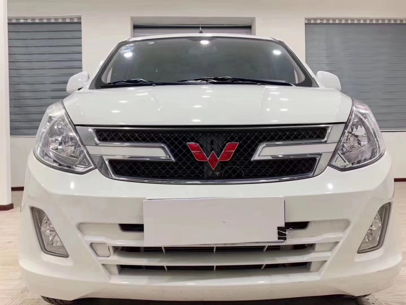 17年五菱汽车五菱荣光