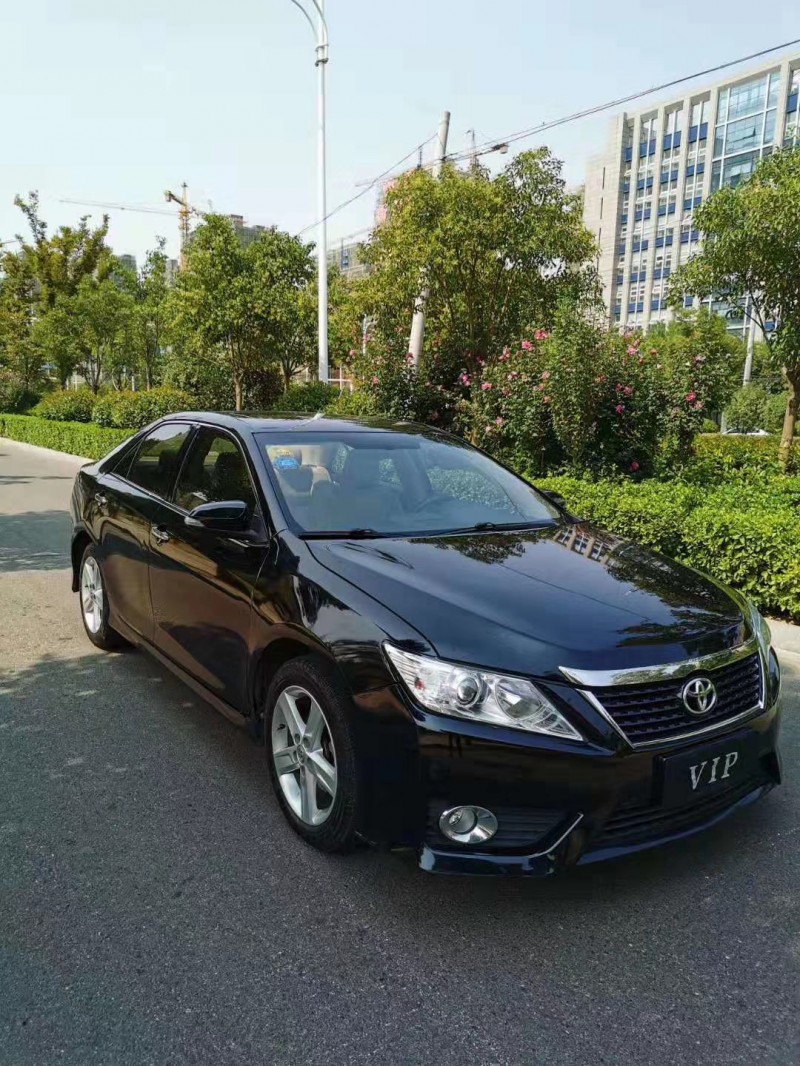 13年丰田凯美瑞