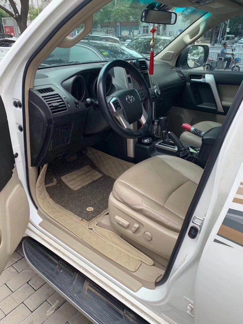 13年丰田普拉多