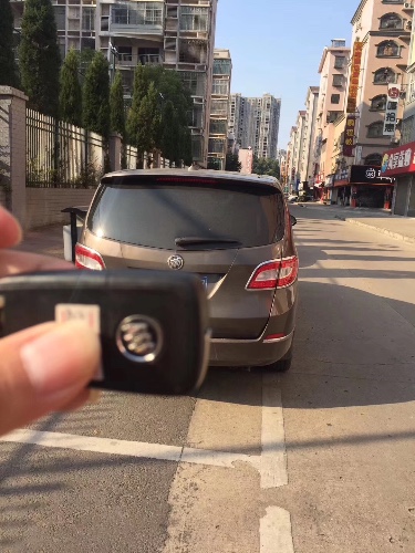 14年别克别克GL8