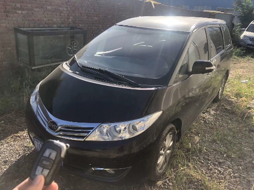 13年比亚迪比亚迪M6