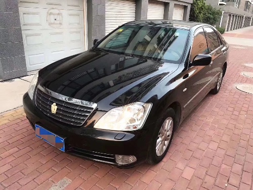 10年丰田皇冠