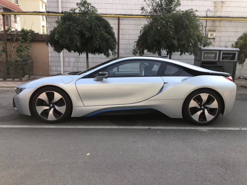 19年宝马i8