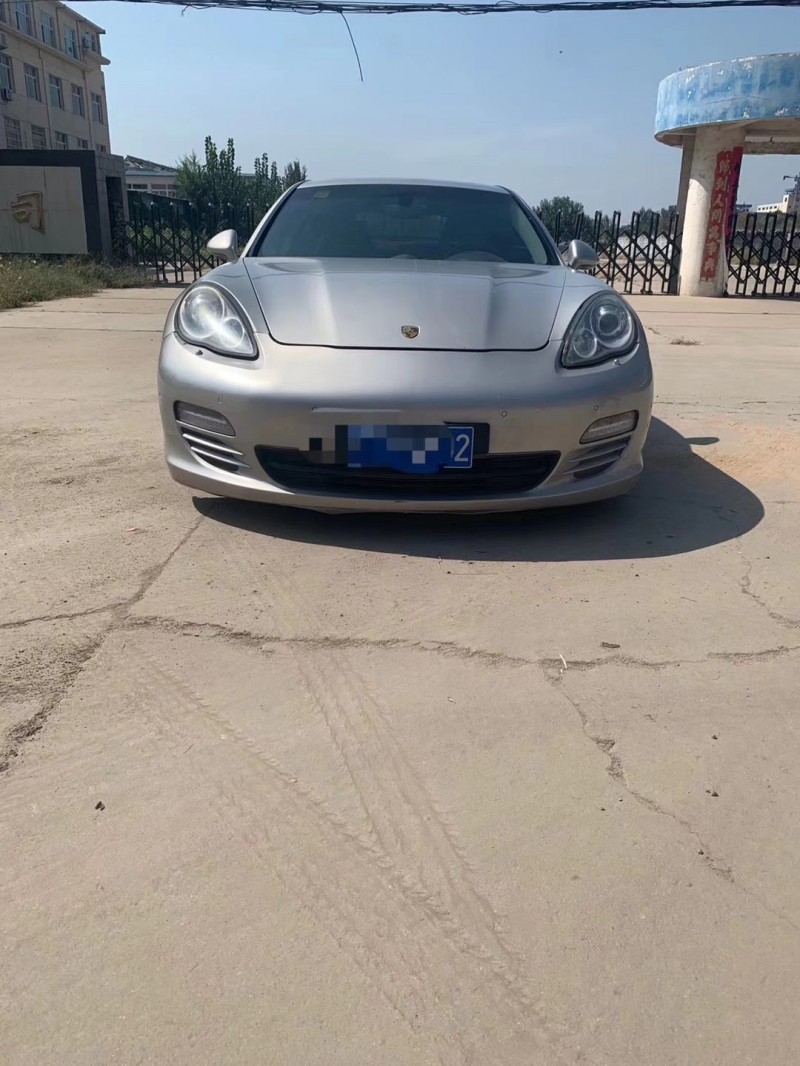 10年保时捷帕拉梅拉