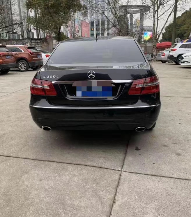 12年奔驰E