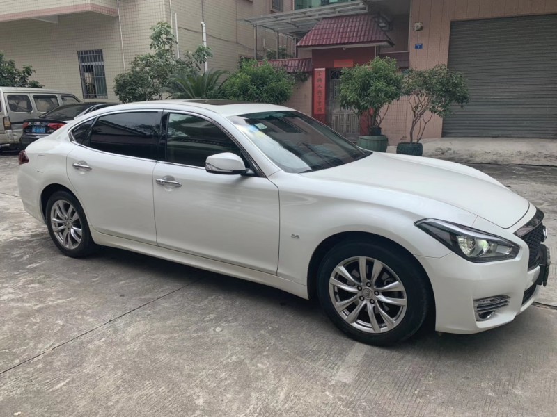 18年英菲尼迪Q70