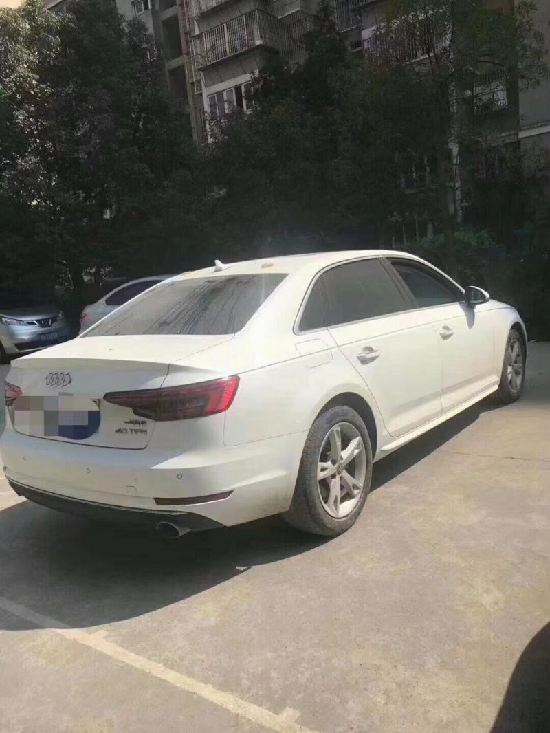 17年奥迪A4L