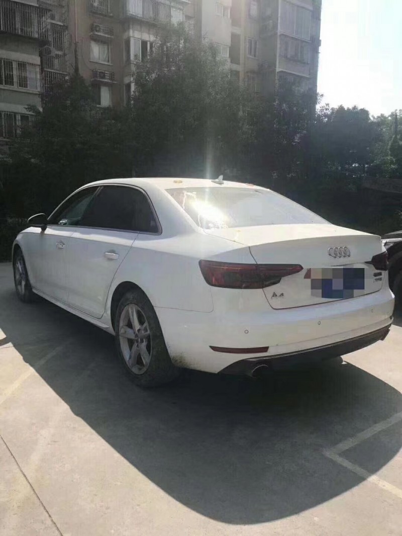 17年奥迪A4L