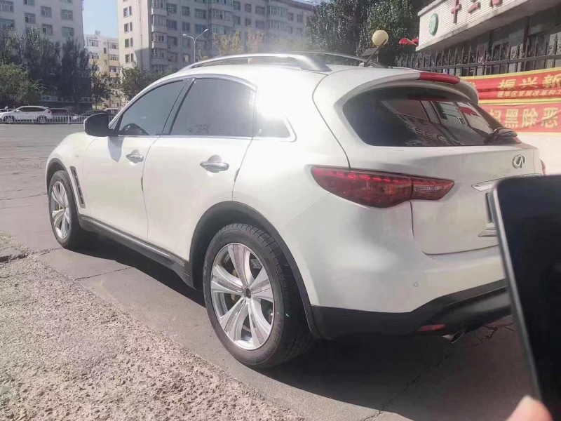 13年英菲尼迪FX37